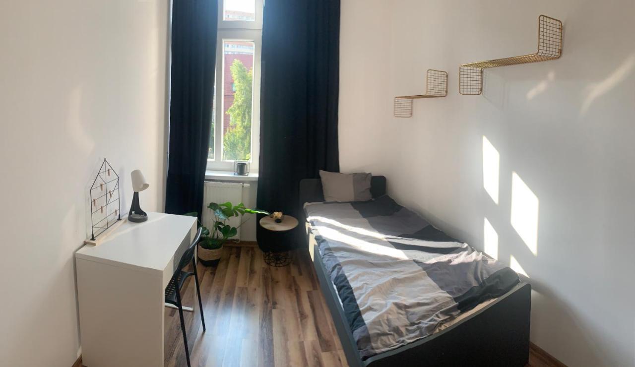 Kamienica Apartment Chorzow Exterior photo